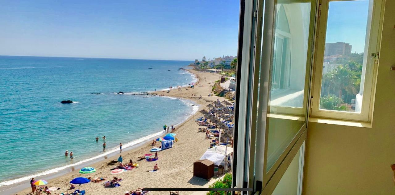 Apartament Aguamarina On The Beach Front Apartment Keflavík Ngoại thất bức ảnh